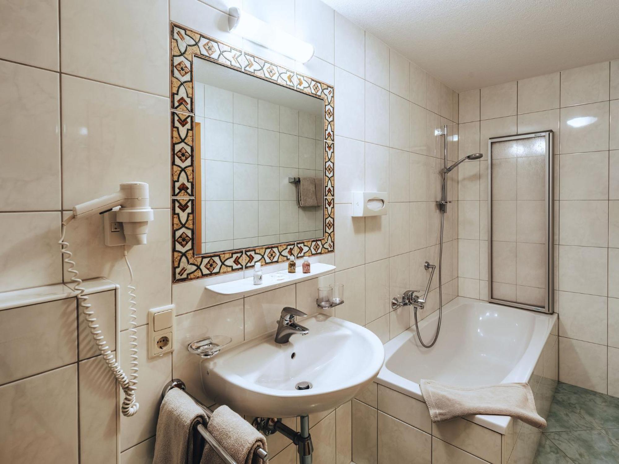 Hotel Edelweiss Superior Nauders Room photo
